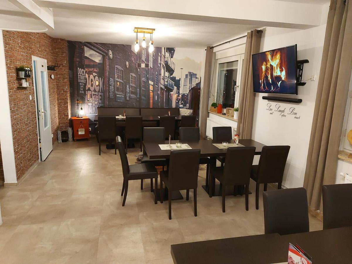Hakans Moselblick Ferienwohnung Treis-Karden Ngoại thất bức ảnh
